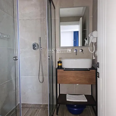 Ardit Seaside Apartamento Sarandë