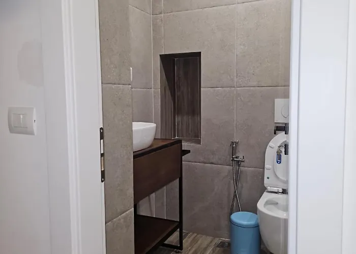 Ardit Seaside Apartment Sarande