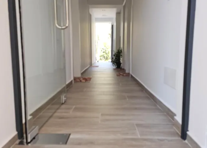 Ardit Seaside Apartment Sarande