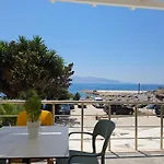 Ardit Seaside Apartment