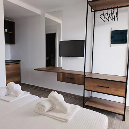 Ardit Seaside Apartment