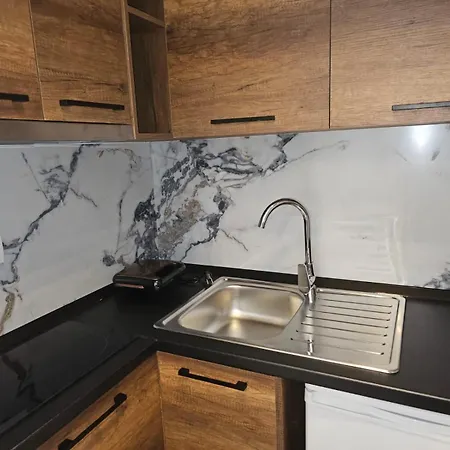 Ardit Seaside Apartment *