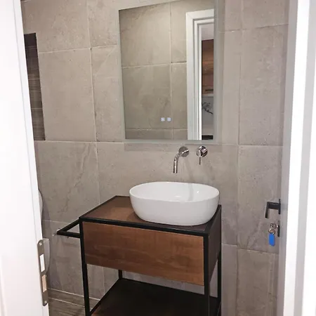 Apartment Ardit Seaside Sarandë