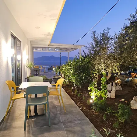 Apartment Ardit Seaside *