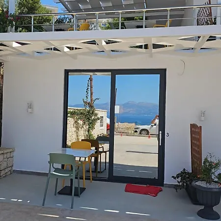Apartment Ardit Seaside Sarandë