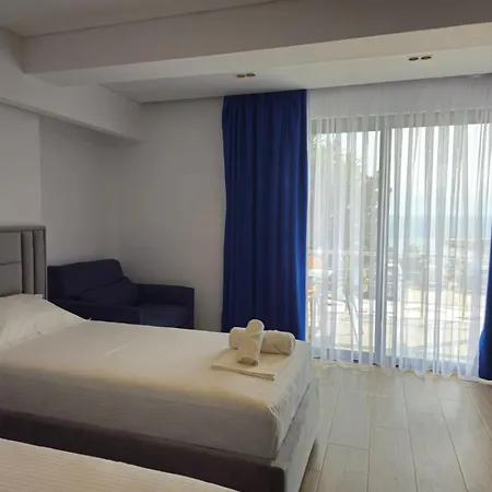 Ardit Seaside Apartment Sarande