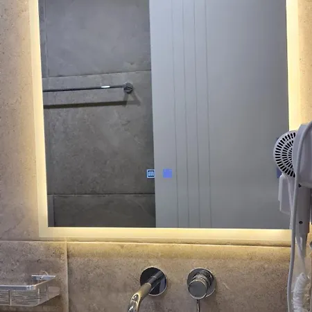 Apartment Ardit Seaside Sarande