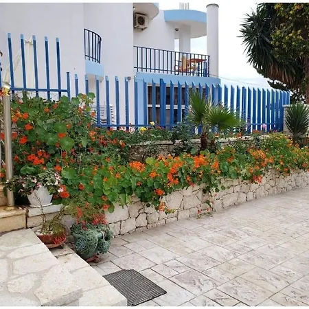 Ardit Seaside Apartment