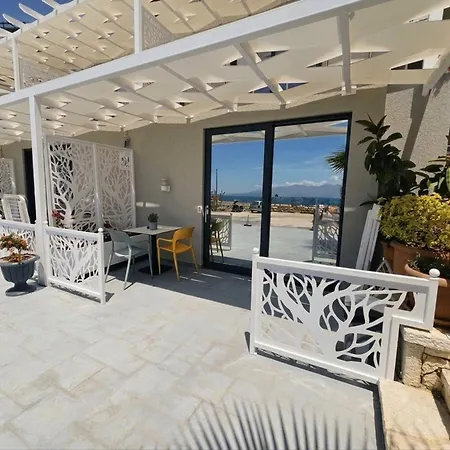 Ardit Seaside * Sarande